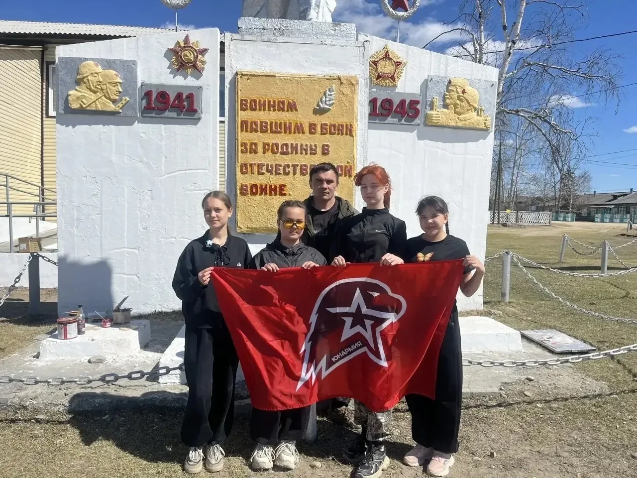 💫В преддверии 81-й годовщины Победы в Великой Отечественной войне Юнармейцы Дома Юнармии Районного ц