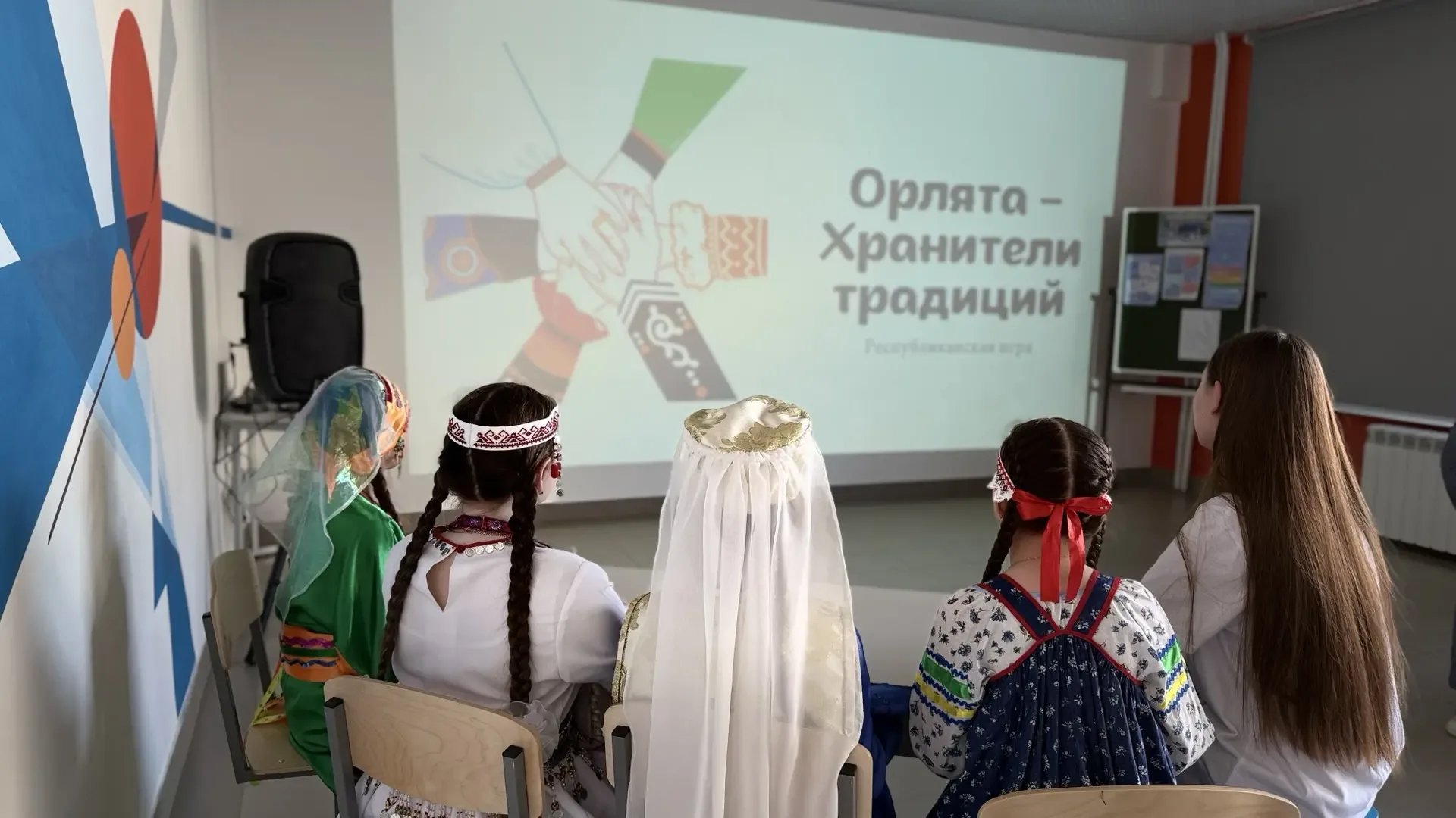Сегодня сборная команда обучающихся 4 классов нашей школы приняла участие в республиканской патриоти