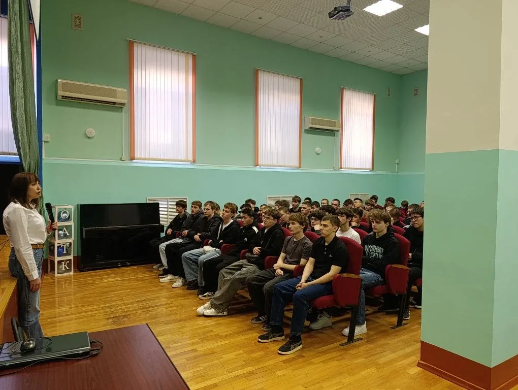 В ГАПОУ "ОАТК им. В.Н. Бевзюка"  прошла встреча с оперуполномоченным ОБК УМВД России по Оренбургской