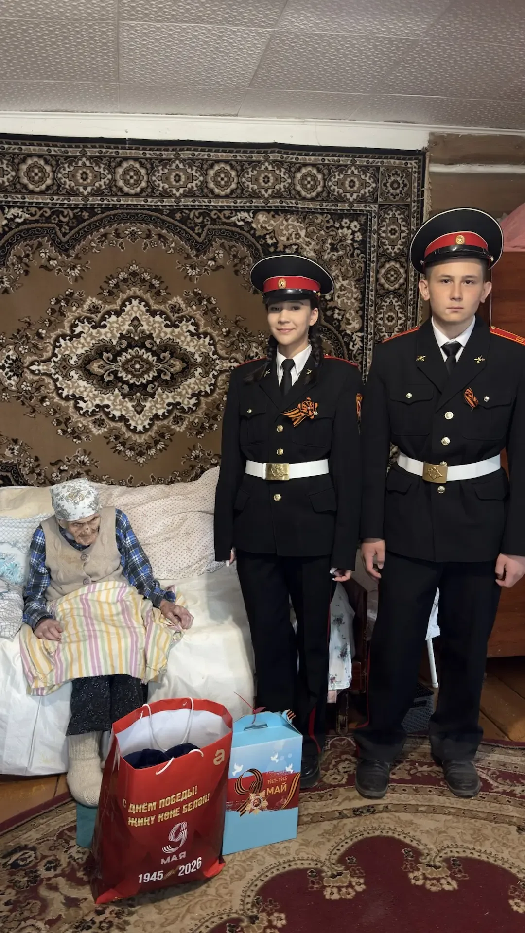 9 Мая — День Победы  Ежегодно 9 мая в России отмечается великий праздник — День Победы советского на