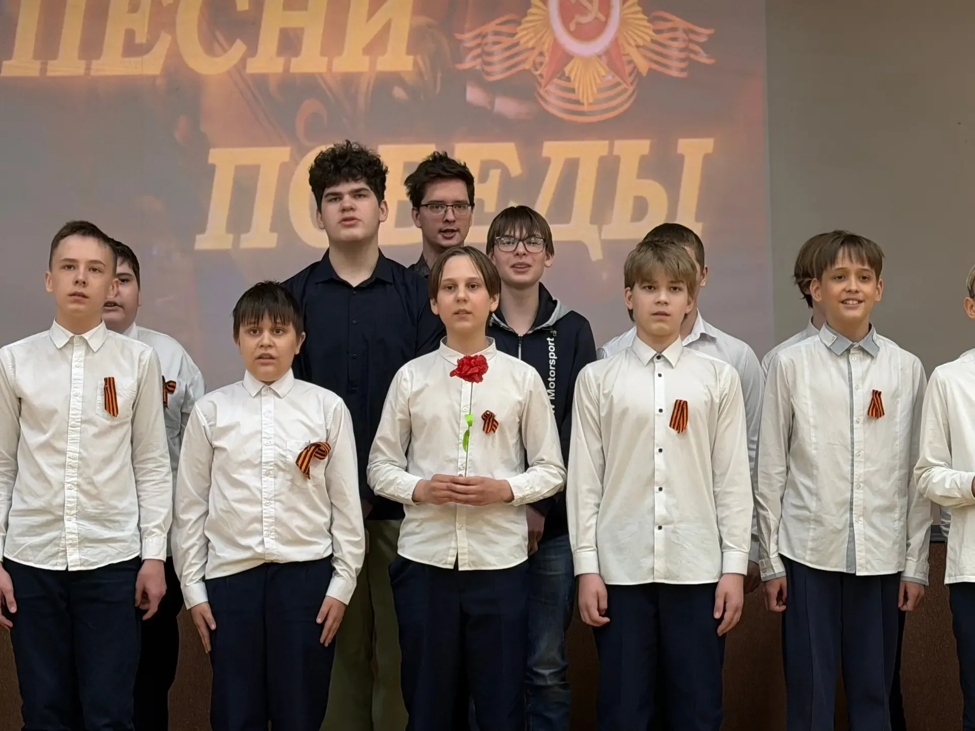 В лицее завершился большой хоровой фестиваль «Песни Великой Победы» 🎖️  Эти дни по праву можно назва