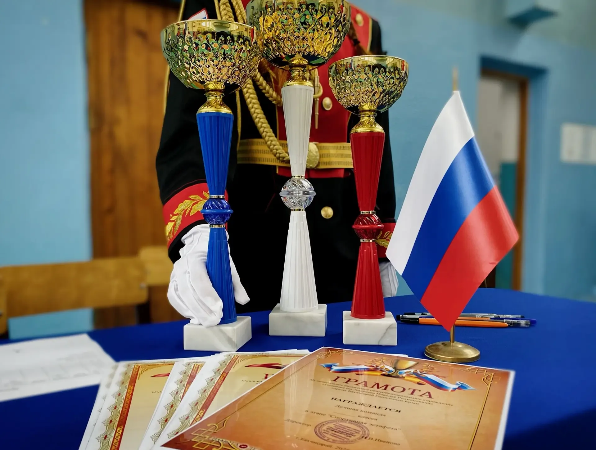 СМОТР-КОНКУРС СТРОЯ И ПЕСНИ🇷🇺  🌟Спортивный зал нашей гимназии вновь наполнился патриотическими песня
