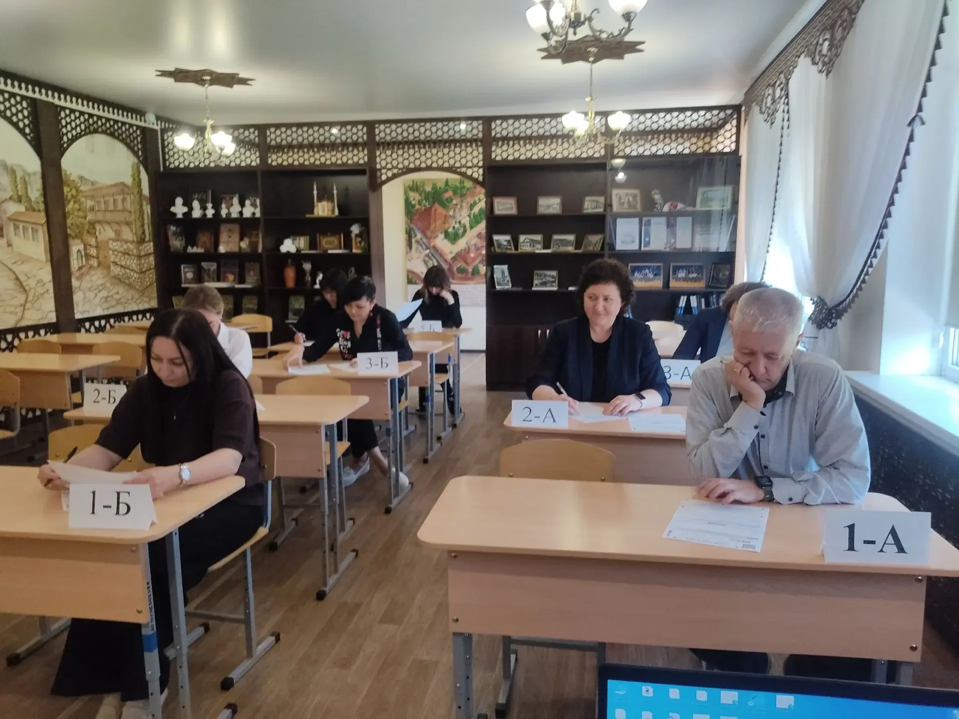 Родители за партами: в МБОУ «Гимназия им. Андреева Н.Р.» 28 апреля 2026 года  прошла акция «Сдаём вм