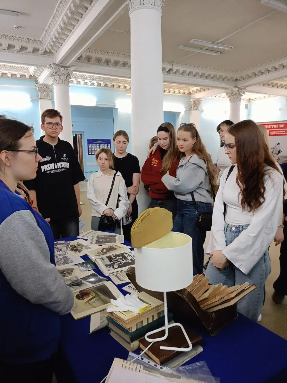 🎖️ Нам дороги эти позабыть нельзя  📌 5 мая 9–11 классы нашей школы посетили просветительскую площадк