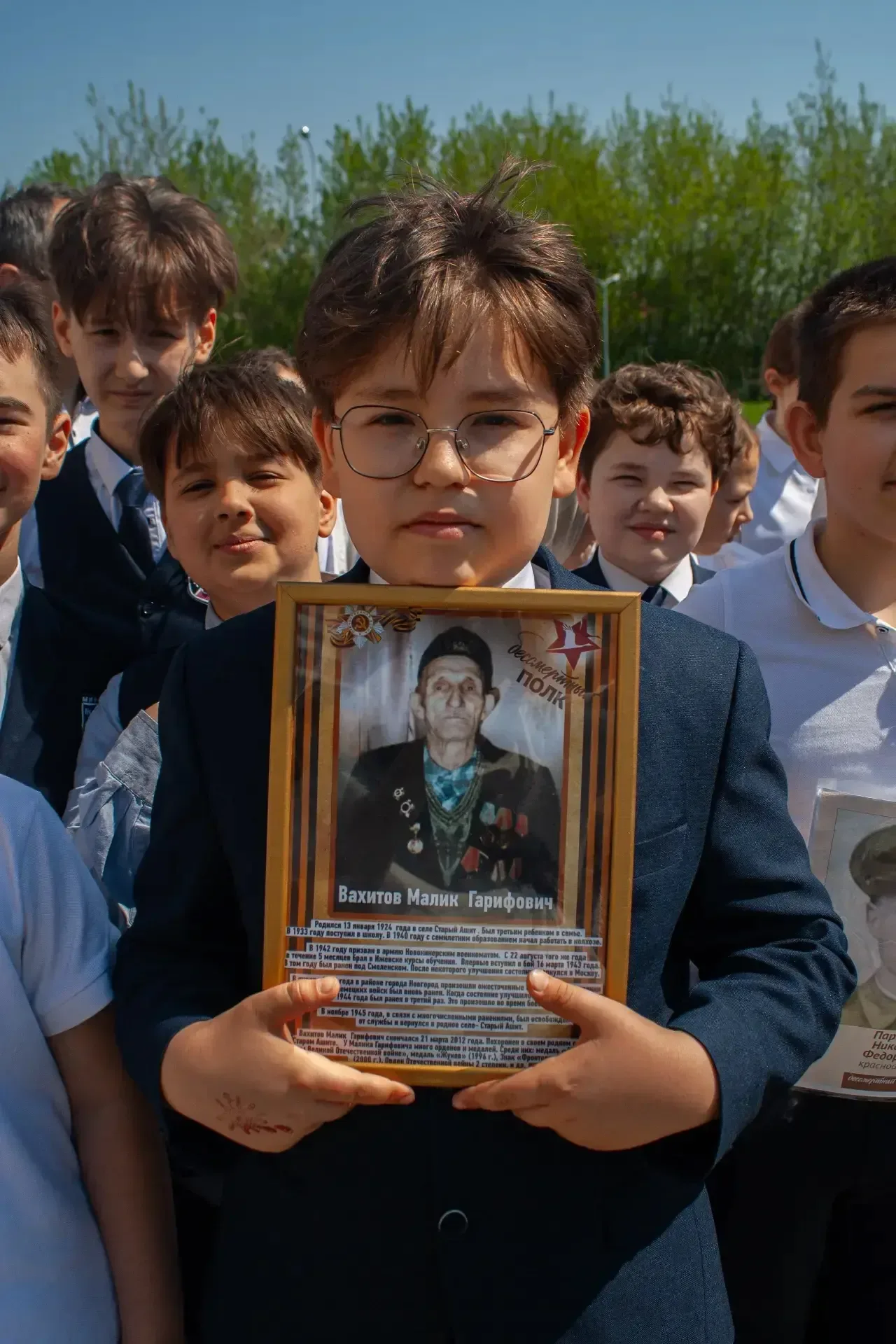 🇷🇺 БЕССМЕРТНЫЙ ПОЛК🕊️  Сегодня вся наша страна объединилась в великом шествии, и Гимназия 180 не ста