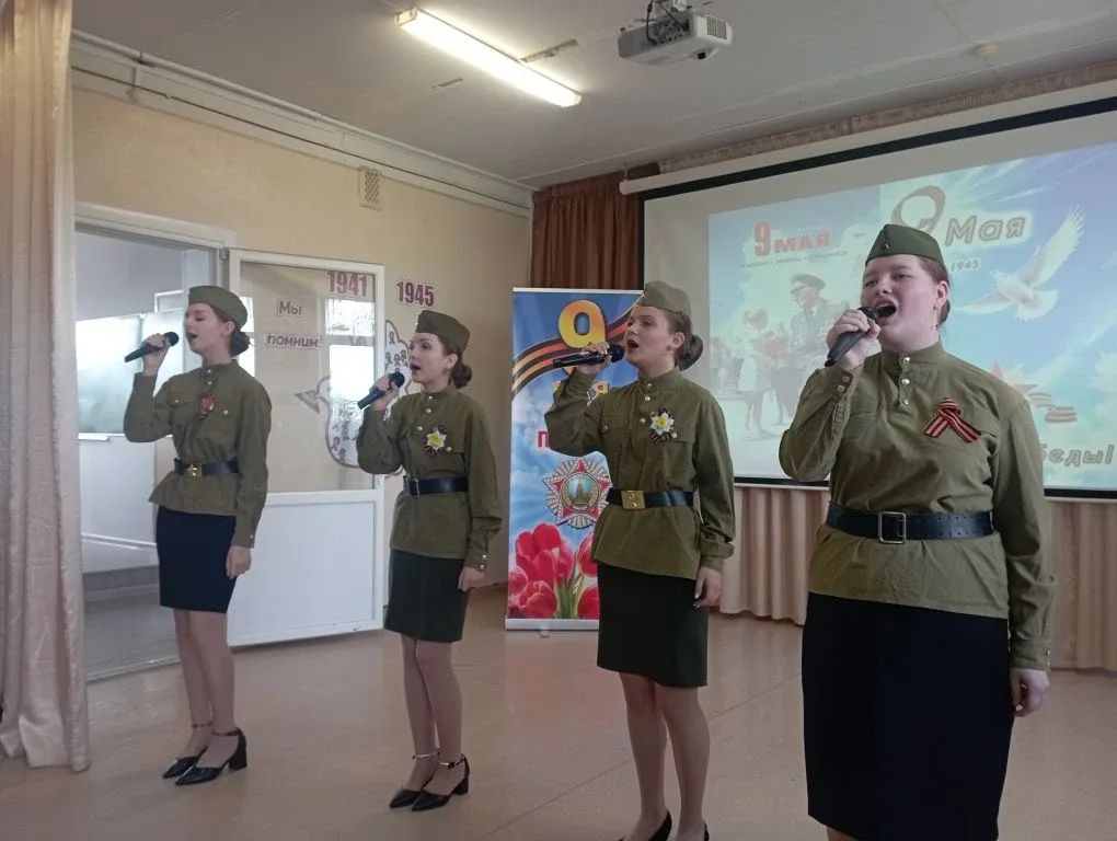 🌺⭐Память поколений: в Иванищевской школе прошёл праздничный концерт ко Дню Победы.   🌹9 мая стены на
