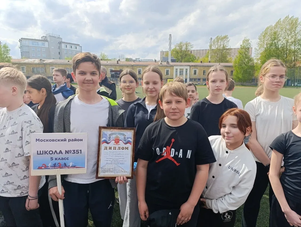 🏆НАСЛЕДНИКИ ПОБЕДЫ 🏆  Обучающиеся 5-го кадетского класса с гордостью представили нашу школу на Межре