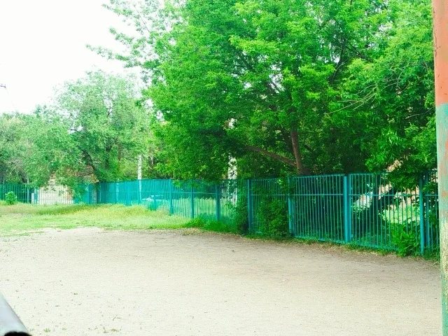 💥 ✌Ученики и родители вместе привели школьный забор в порядок  ✅ Завершена масштабная работа по обно
