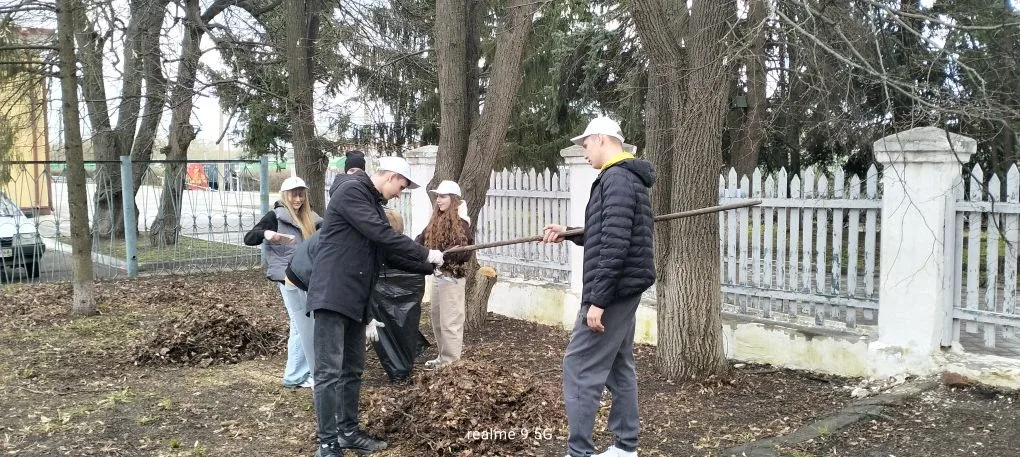 🕊 В преддверии 🎗Великой Победы 1⃣ Первые 9-х классов МБОУ «Гимназия» г. Моршанска приняли  участие в