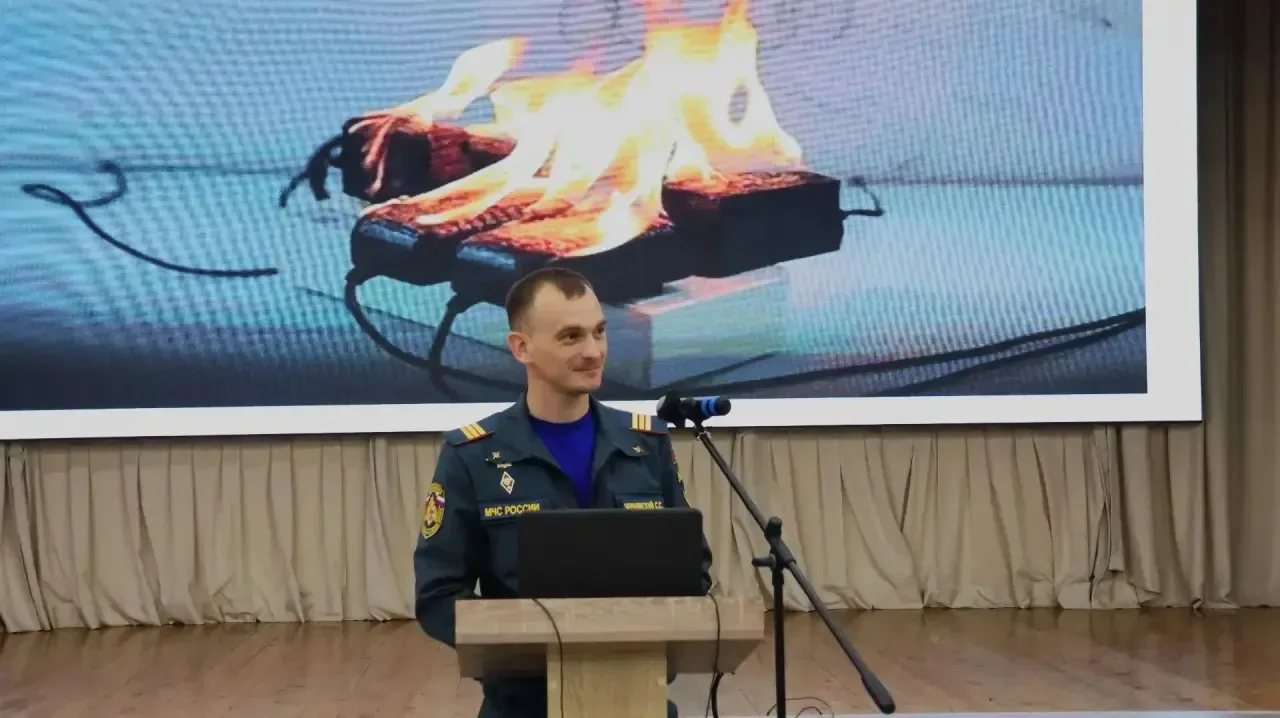 🚒Встреча с профессионалом: уроки пожарной безопасности.   Сегодня в нашем колледже прошла важная и п