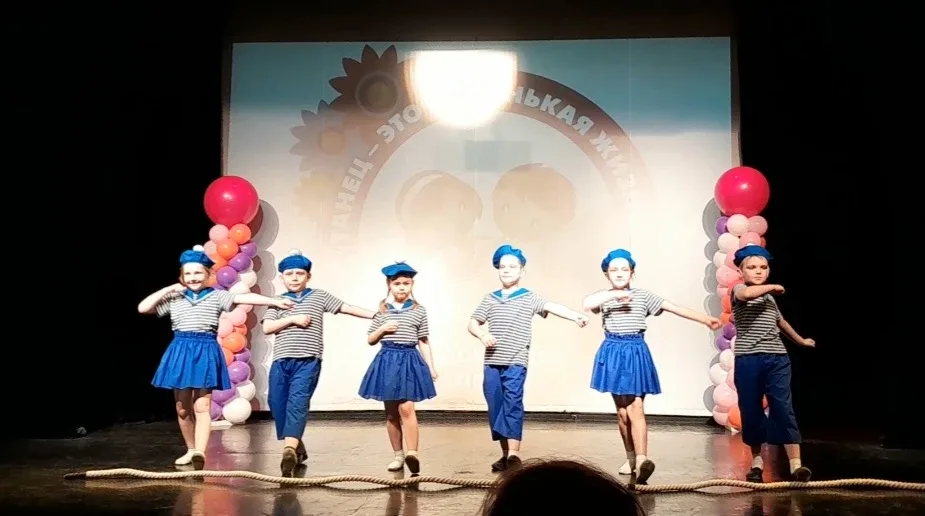 ТАНЦУЮТ ВСЕ 💃💫  Сегодня 30 апреля 2026 г. во Дворце культуры им Ю. А. Гагарина состоялся Городской т