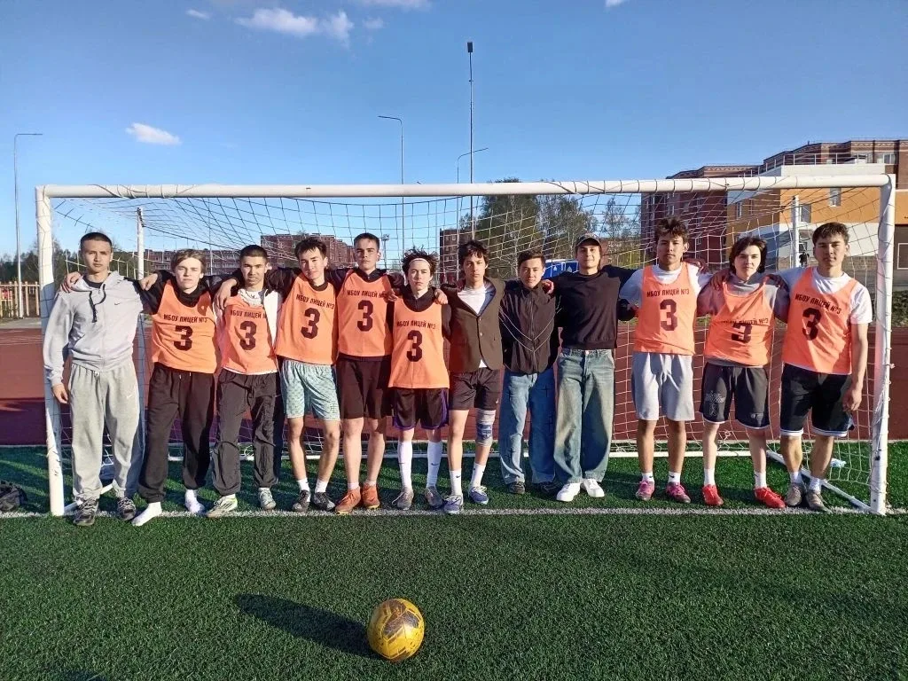 9 мая в День Победы состоялся футбольный матч ⚽ между командами городских школ. Матч прошёл успешно 