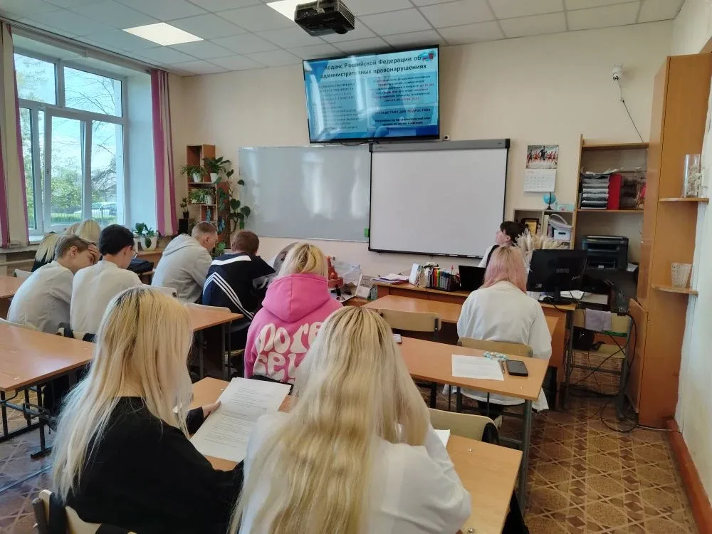 ‼️ Об ответственности несовершеннолетних сегодня говорили в образовательных учреждениях всего города