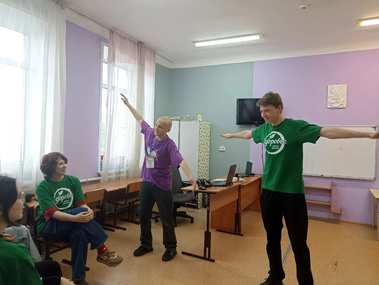 ДЕЛАЙ, КАК МЫ!💚  🍏21 мая команда школьного объединения пропаганды здорового образа жизни "Молодёжь г
