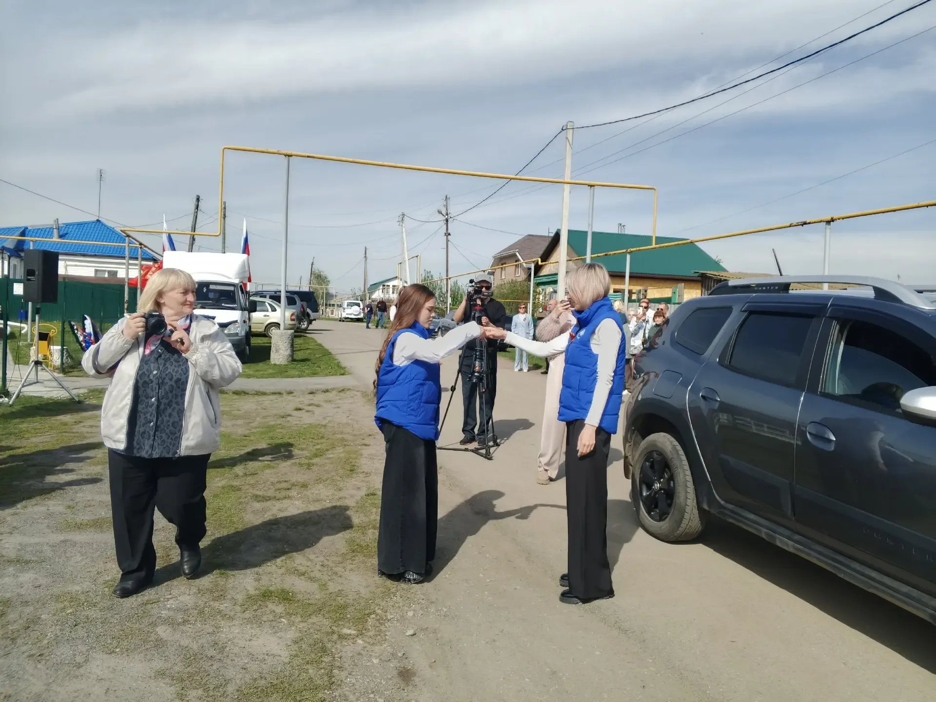 ✅В преддверии Дня Победы, 8 мая,  в поселке Ключи состоялся торжественный митинг «Голоса поколений»,