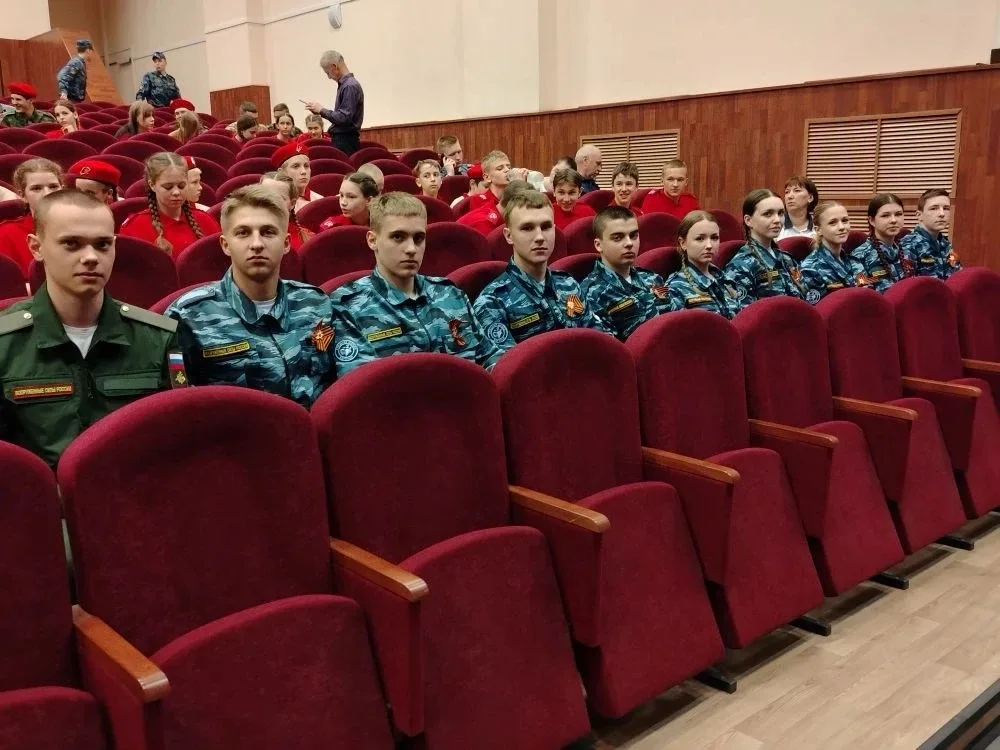 14 мая команда нашей школы прняла участие в региональном этапе соревнованй "Зарница 2.0" в г. Вороне