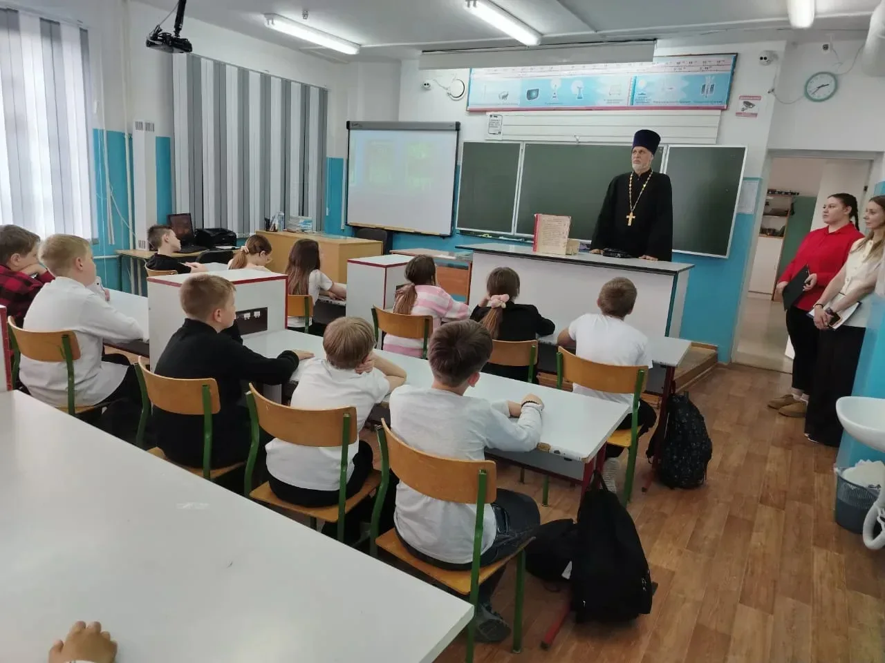 В преддверии Дня славянской письменности и культуры в 5 "В" классе МКОУ "Богучарская СОШN2  имени Ге