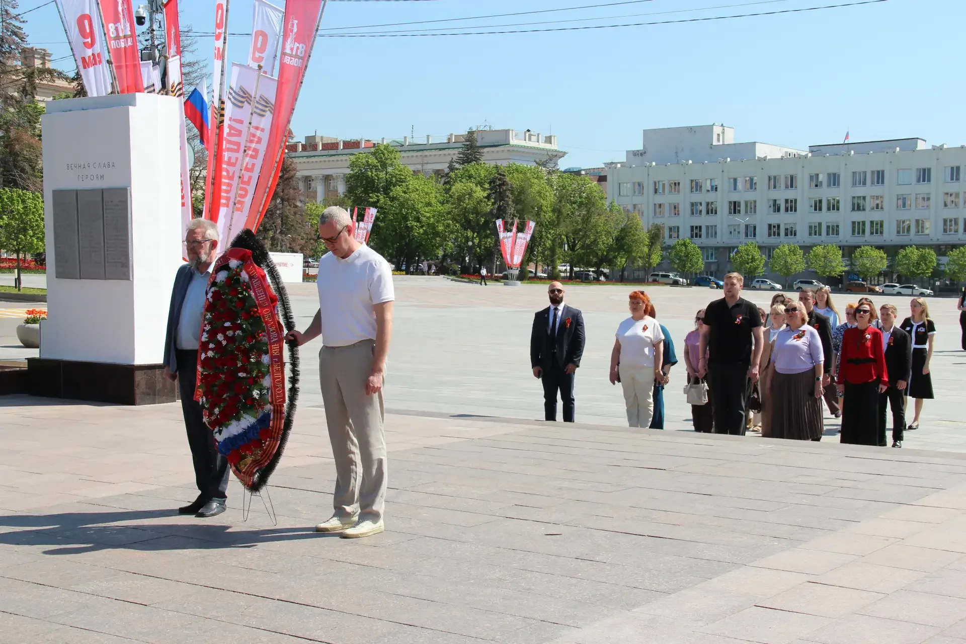 🕊️🕊️🕊️ В Белгороде с почестями открыли Пост № 1  У священного мемориала «Вечный огонь» на Соборной п