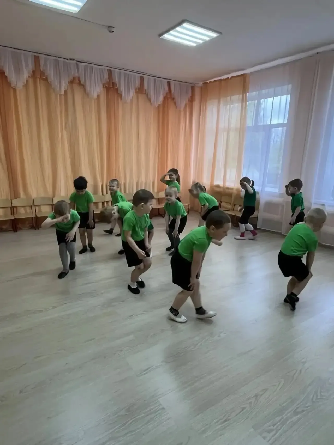 💥Спортивные развлечения, посвященные Дню Победы прошли в группах «Солнышко», «Пчелки» и «Семицветик»