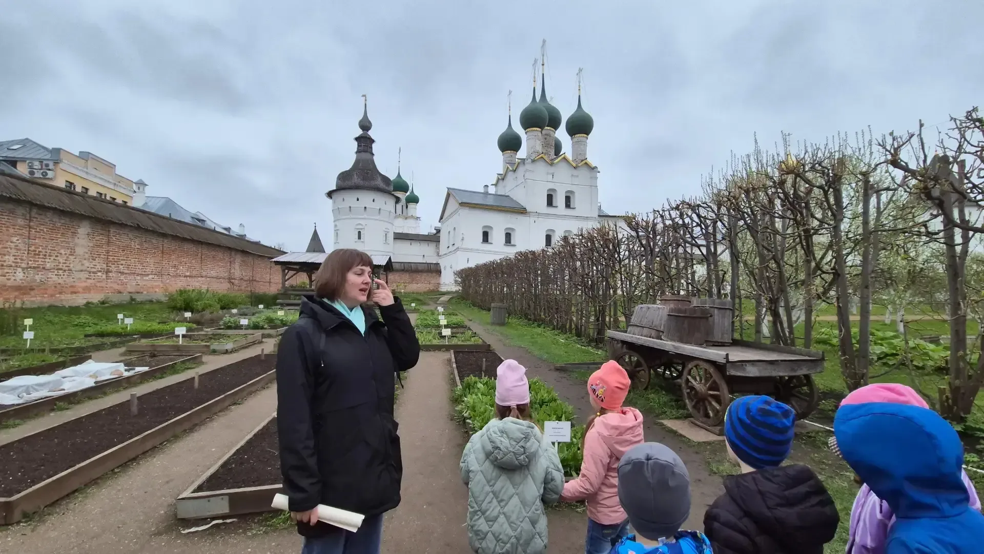 По Ростовскому краю путешествуем, играя. На этот раз нас ожидала встреча с настоящим оазисом рукотво