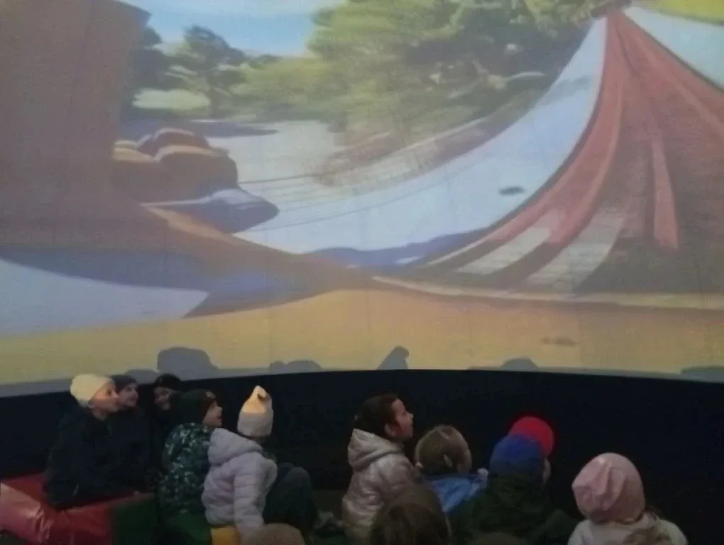 Мобильный планетарий с эффектом 3D "Млечный путь" в ЦРР 30 рп Петровское🚙🌎🌕🌛 Старшие ребята посмотре