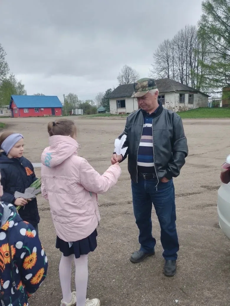 🕊 Акция «Голубь Победы»: мир и память в каждом крыле!🕊  В преддверии Дня Победы ученики начальной шк