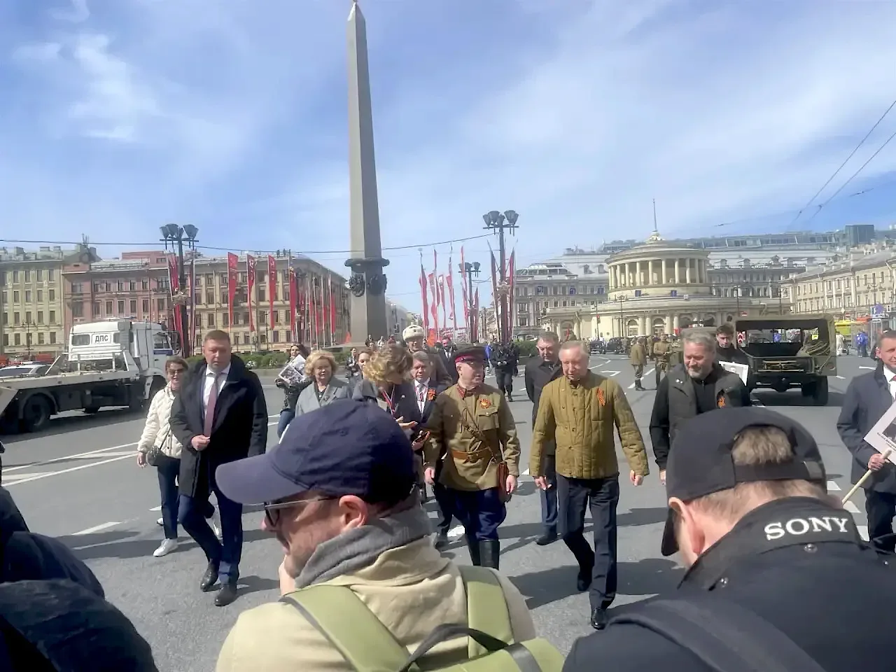 81 год Победы в Великой Отечественной войне.  Парад на Дворцовой. Торжественным маршем прошли расчет