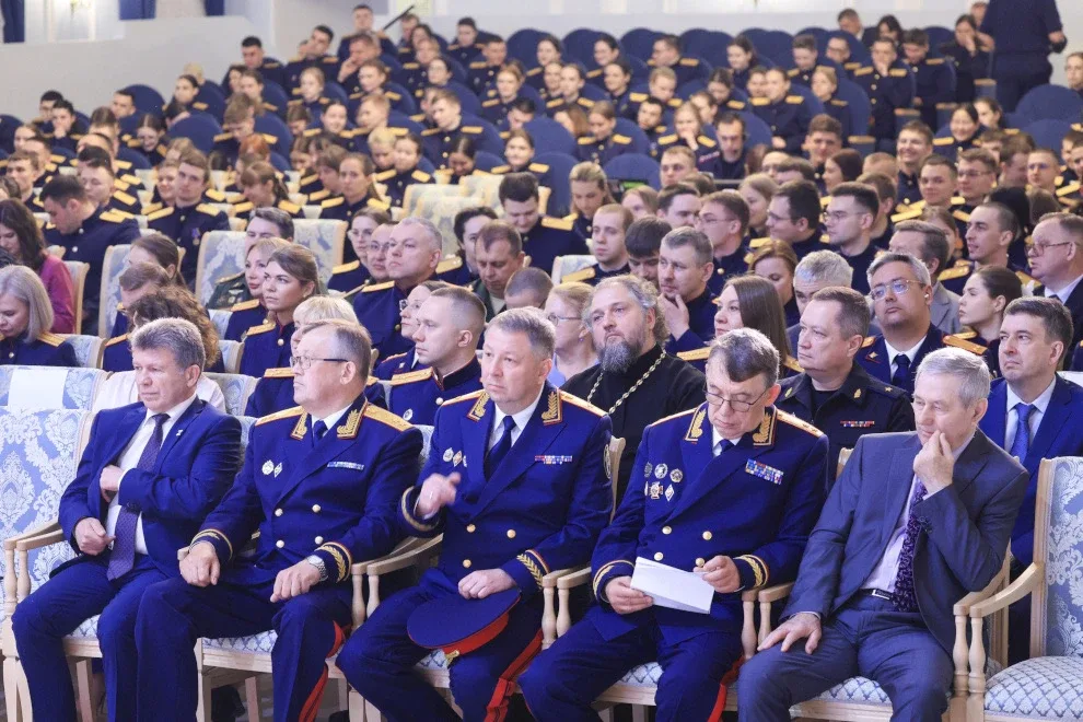 Сегодня поздравили коллектив Санкт-Петербургской академии Следственного комитета России с 10-летием 
