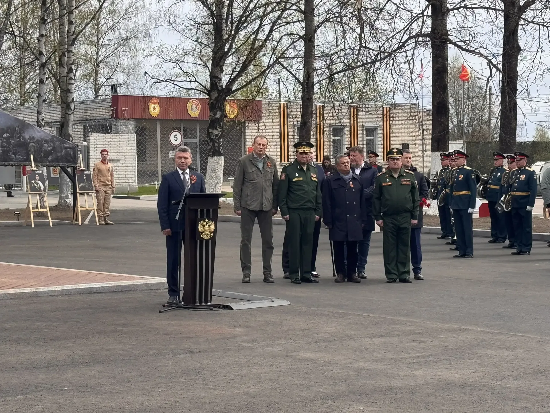 В Ленинградском военном округе открыли Мемориал героям Специальной военной операции.  Сегодня в г. С