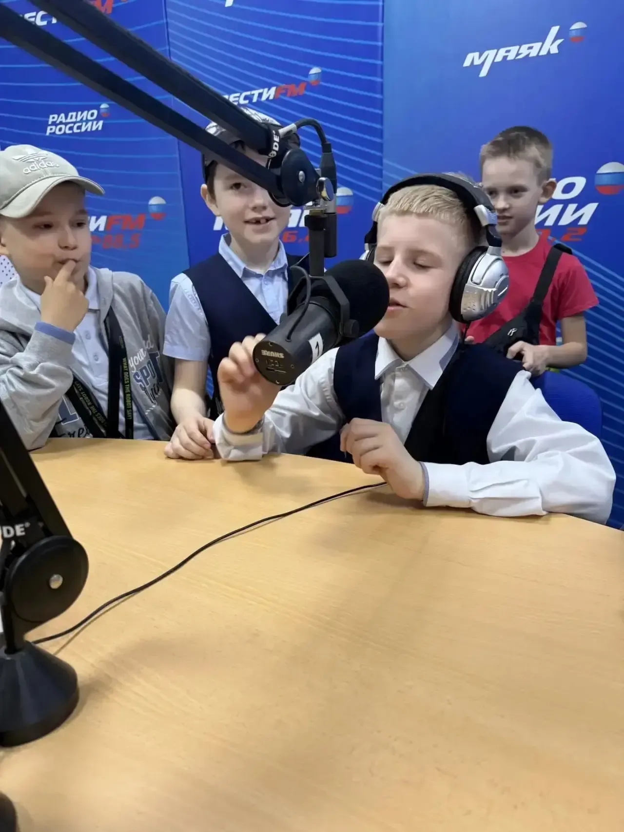 📻15 мая 2Г класс (классный руководитель Колычева Г.Е.) посетил ГТРК «Пермь» — филиал ФГУП «Всероссий