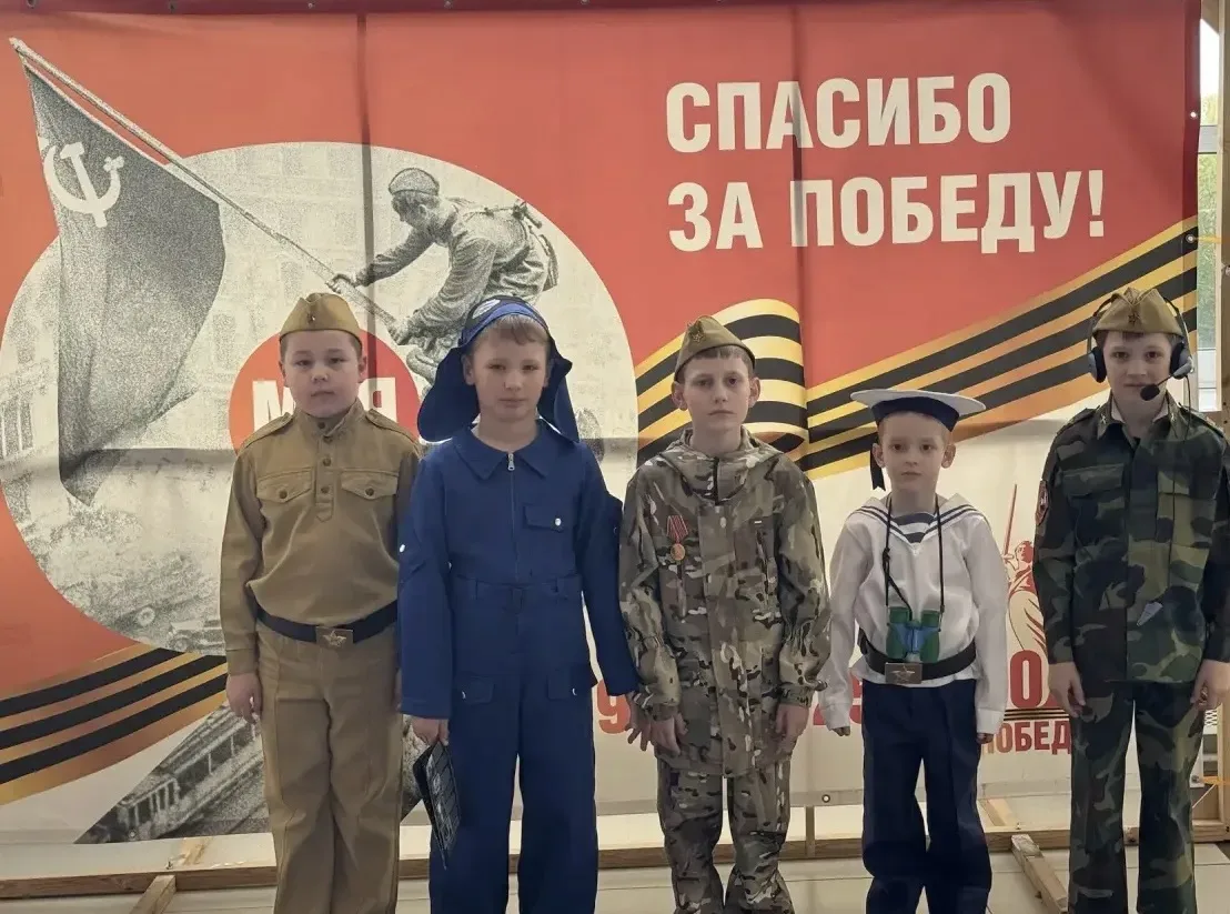 В школе прошел праздничный концерт ко Дню Победы🇷🇺  🎖7 мая в стенах школы состоялось праздничное мер
