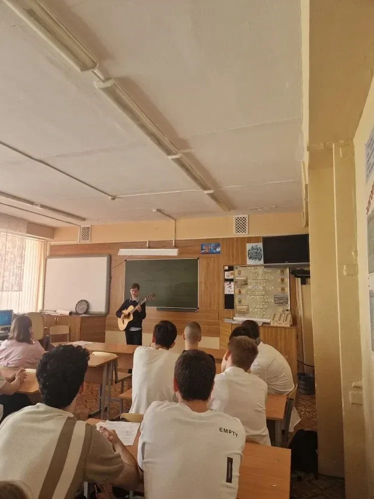 В рамках недели истории, которая прошла в школе  с 4.05 по 8.05  состоялась  конференция для 10-11 к