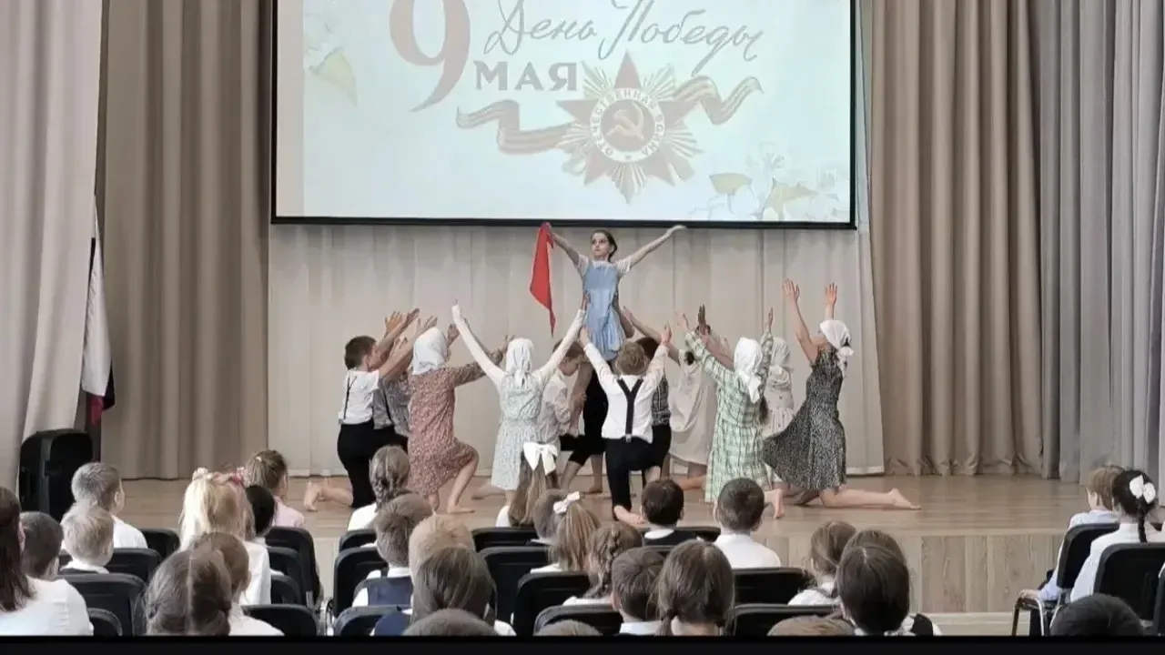 Как важно помнить о победе не только 9 мая! Сегодня  в нашей школе продолжились  мероприятия, посвящ