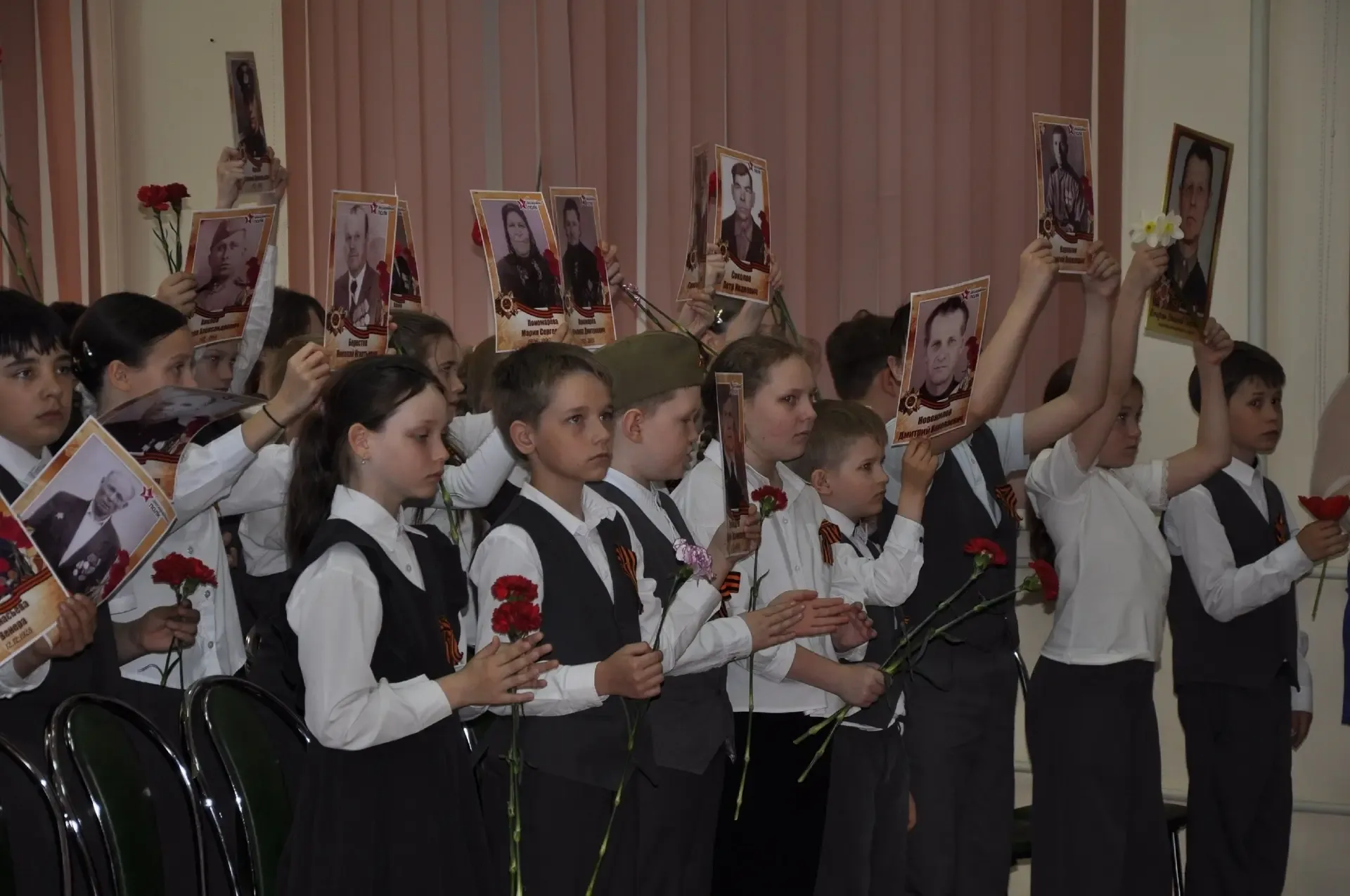 🇷🇺 В преддверии Дня Победы, 8 мая, в школе состоялся торжественный митинг «Память»! Это событие стал