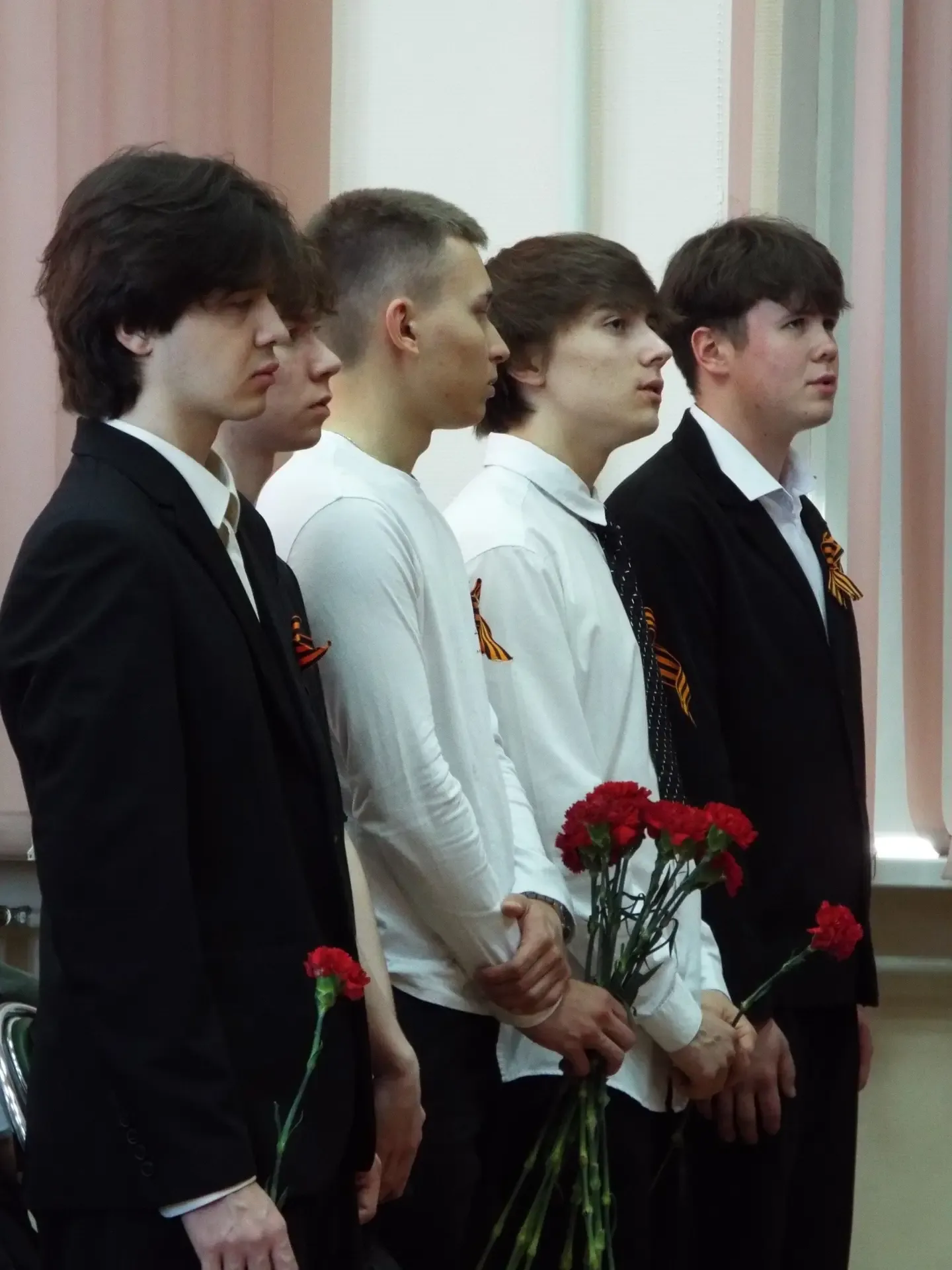 🇷🇺 В преддверии Дня Победы, 8 мая, в школе состоялся торжественный митинг «Память»! Это событие стал