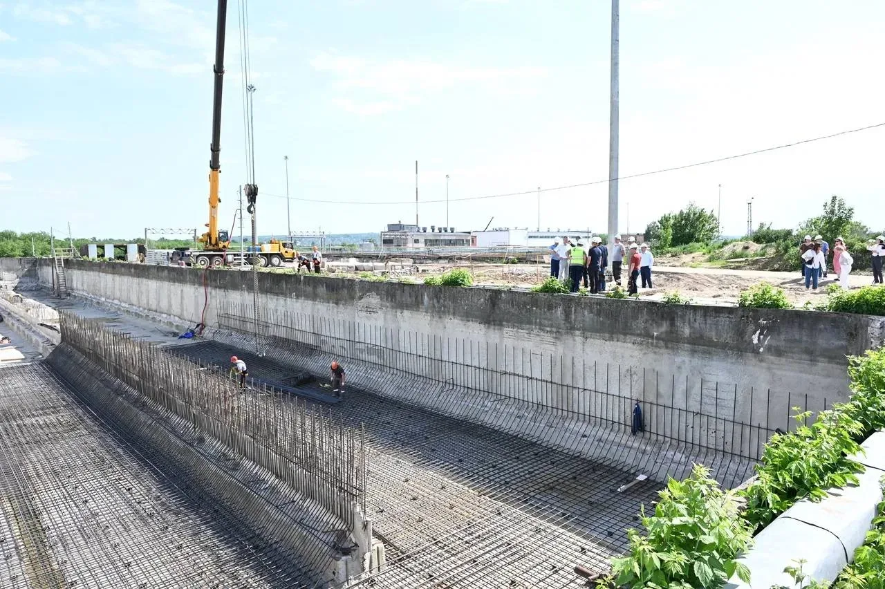 🛠📊Кирилл Григорьев проверил ход реконструкции городских очистных сооружений в Серпухове Министр жили