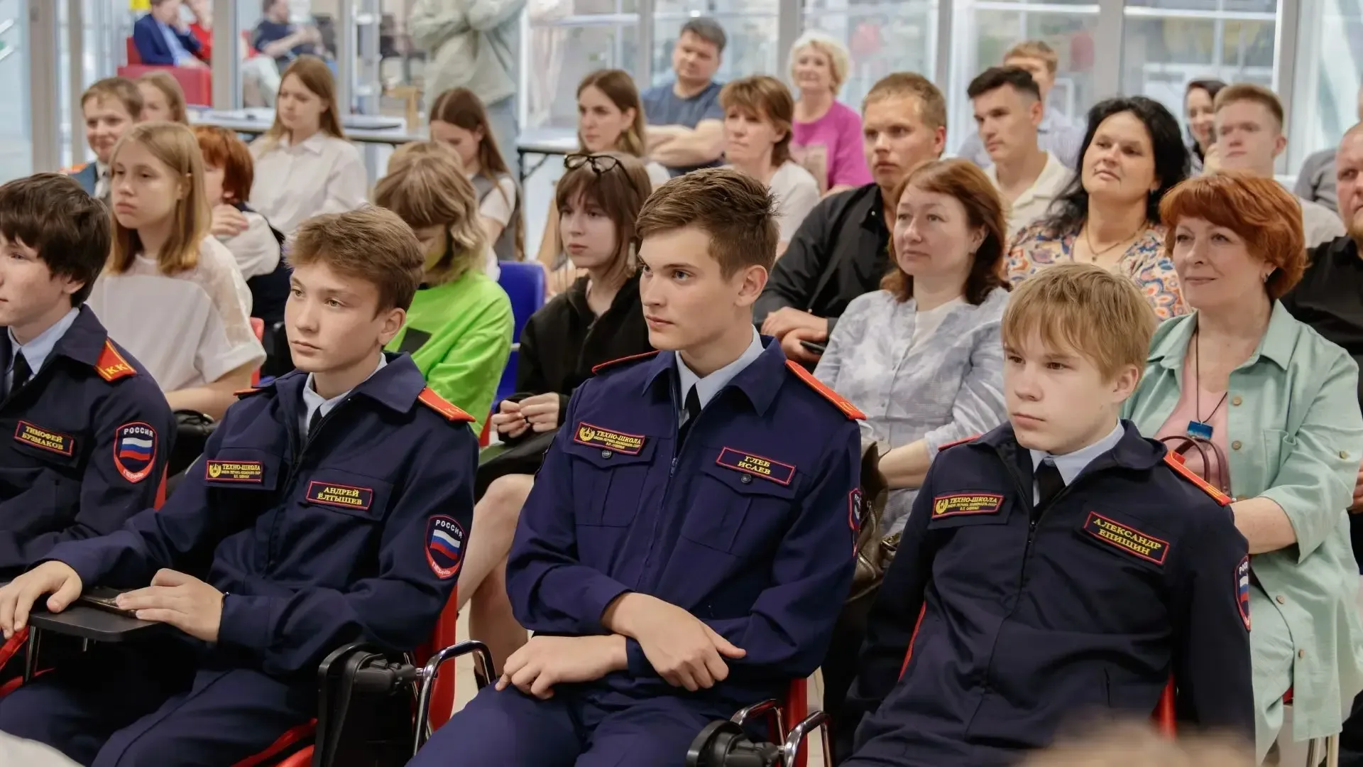 🚀 Будущее связи и космических данных — за нашими ребятами! 22 мая 2026 года в ДТ «Кванториум Фотоник
