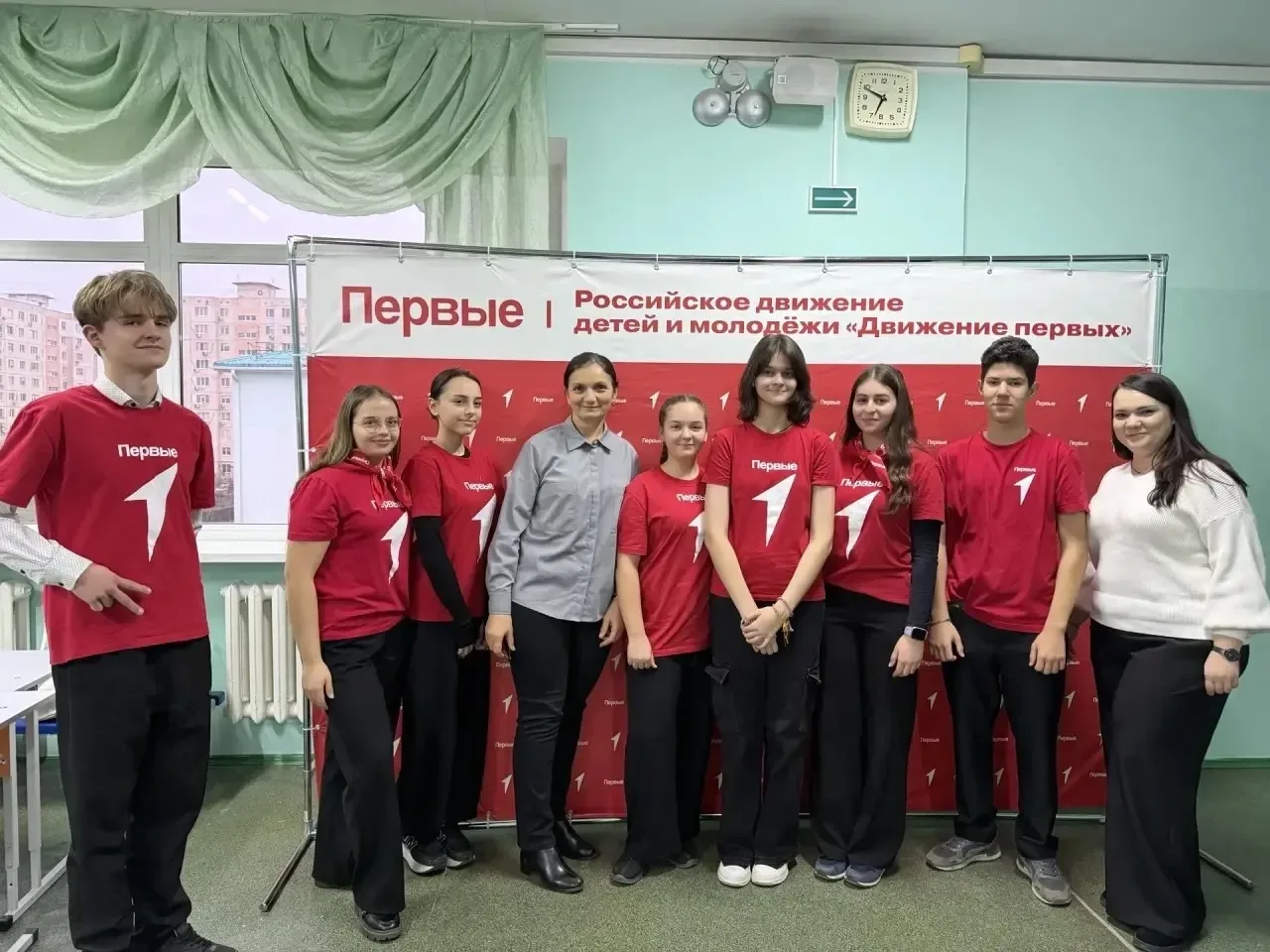 Всероссийская акция «Вместе в будущее», посвящённая Дню детских общественных организаций.  Флешмоб "