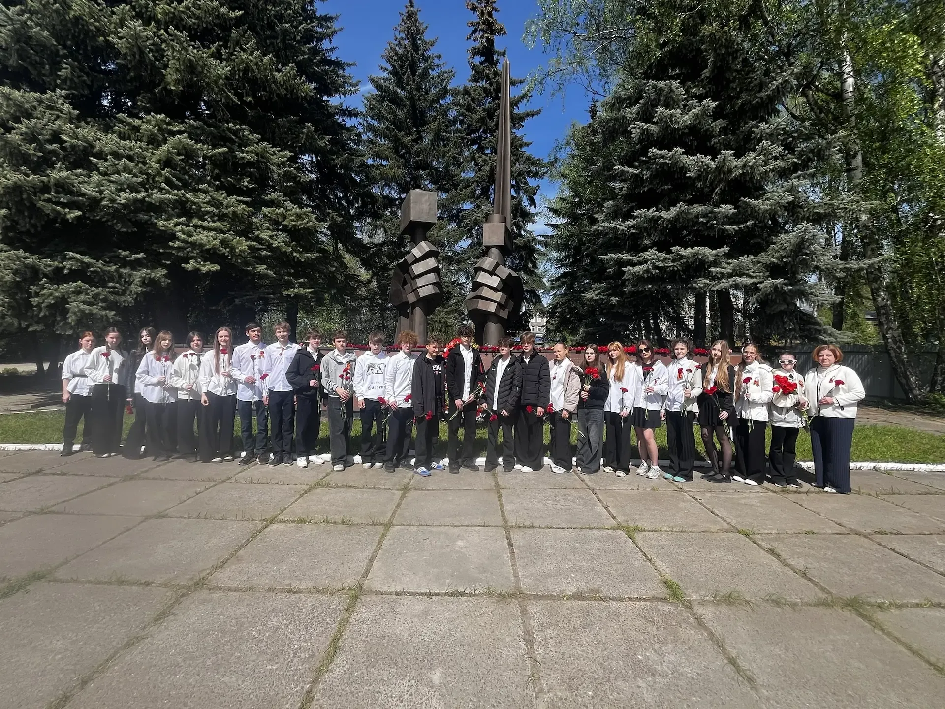 С 7 по 9 мая гимназия приняла участие в акции «Вахта памяти»  🇷🇺 В эти майские дни, когда вся страна
