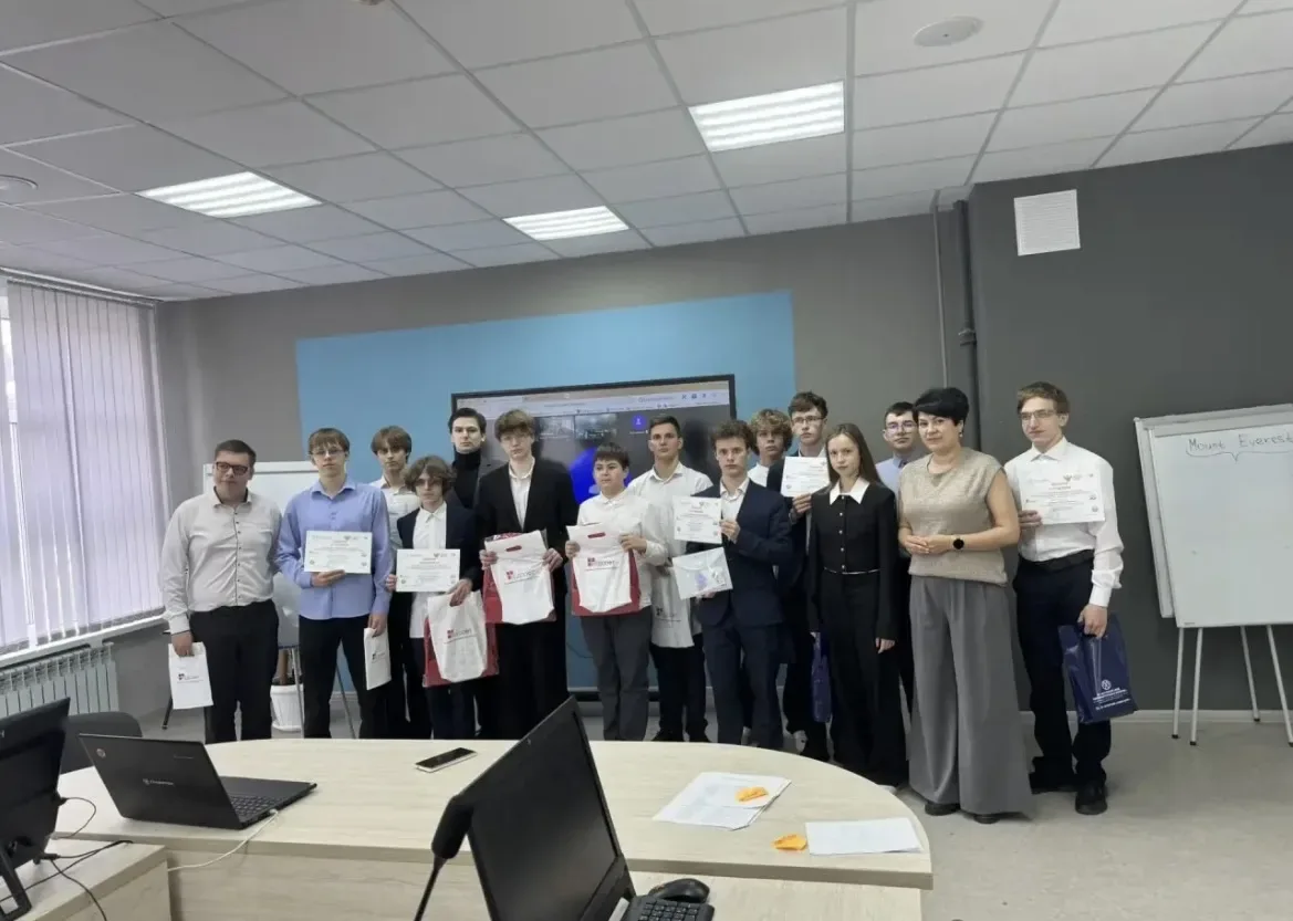 ✔️ИТОГИ ВСЕРОССИЙСКОЙ ОЛИМПИАДЫ «PYTHON CUP: КОМАНДНАЯ БИТВА»  29 апреля в нашей гимназии прогремел 