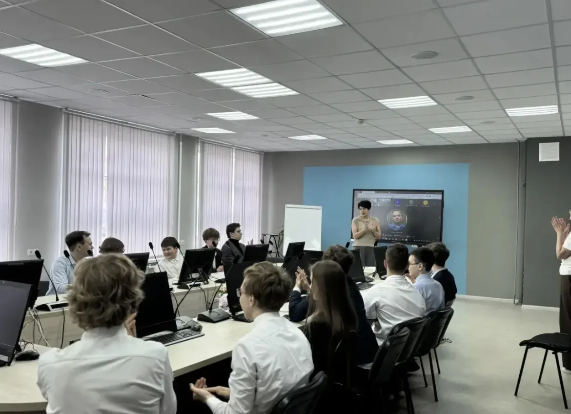 ✔️ИТОГИ ВСЕРОССИЙСКОЙ ОЛИМПИАДЫ «PYTHON CUP: КОМАНДНАЯ БИТВА»  29 апреля в нашей гимназии прогремел 