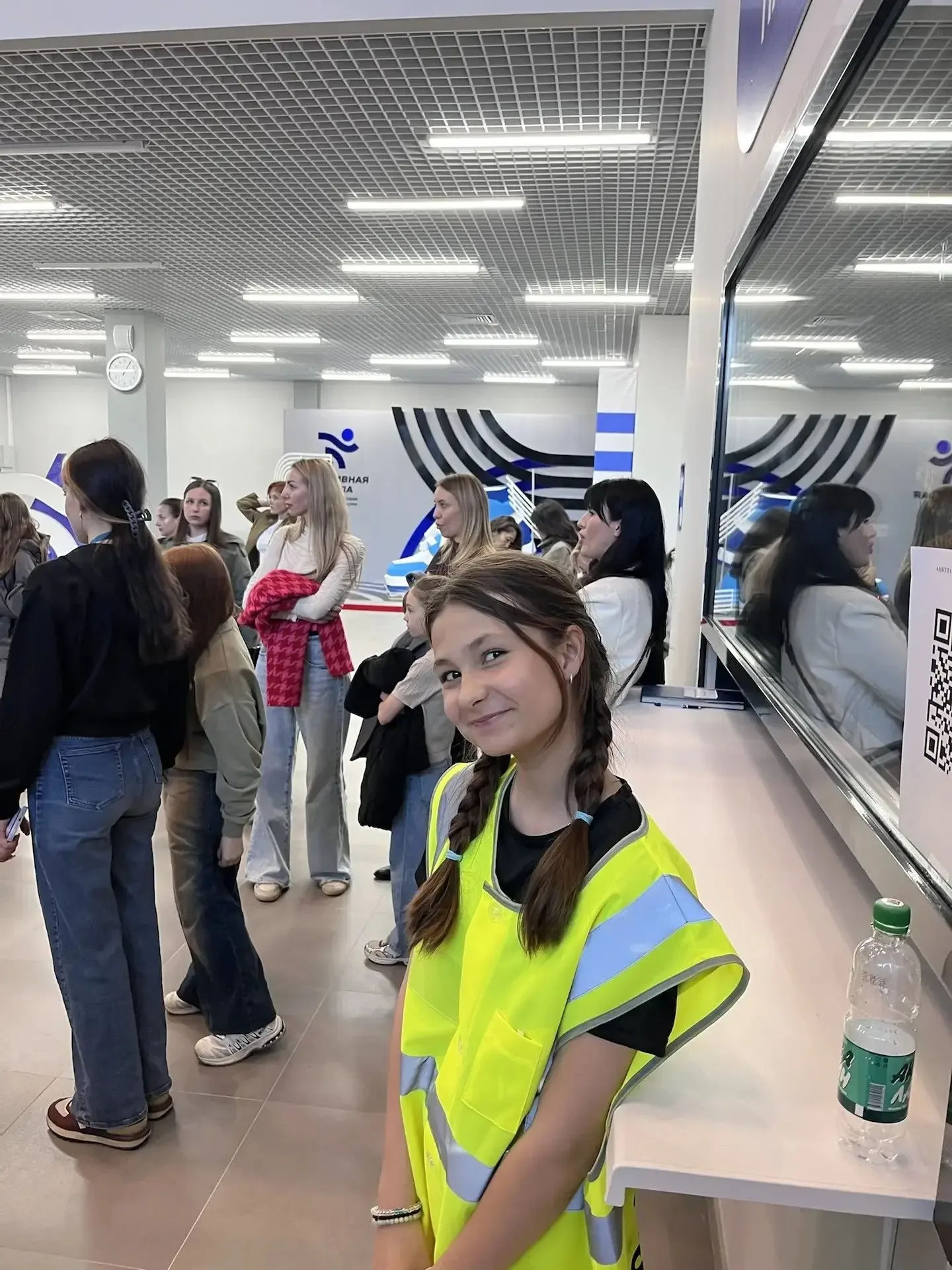 ❤️ Когда учёба сочетается с добрыми делами: наши гимназисты стали волонтёрами на концерте Вани Дмитр