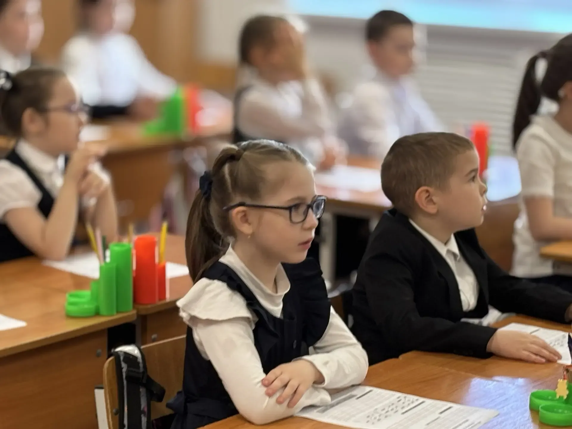 📚📙Школьные чудеса: родители заглянули на уроки к малышам  Мы очень ценим, когда семьи наших учеников