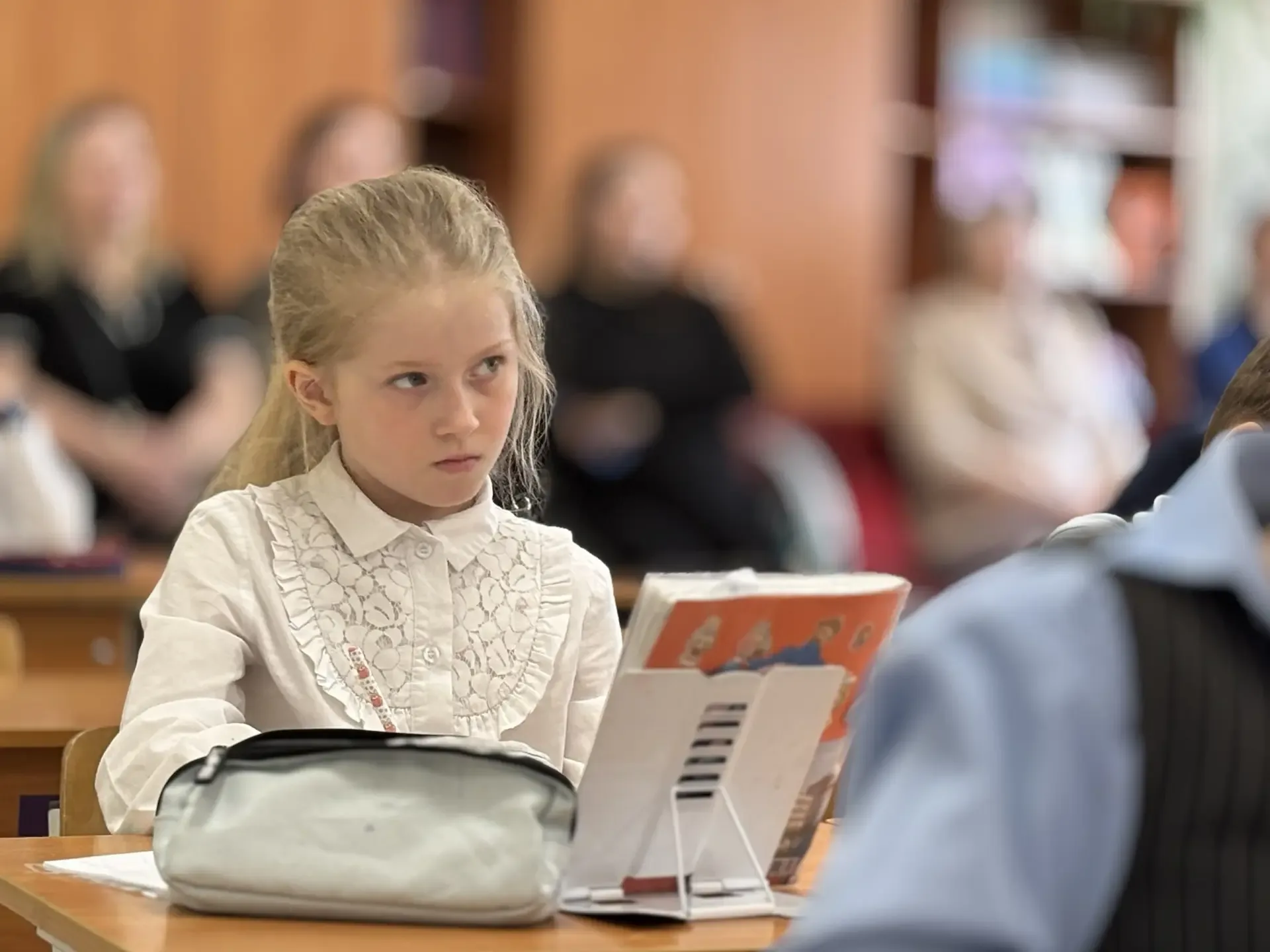 📚📙Школьные чудеса: родители заглянули на уроки к малышам  Мы очень ценим, когда семьи наших учеников