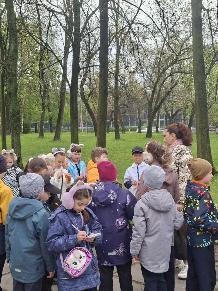 Делимся яркими впечатлениями от экскурсии 2а класса к памятнику легендарного танка КВ‑85!  Ребята с 