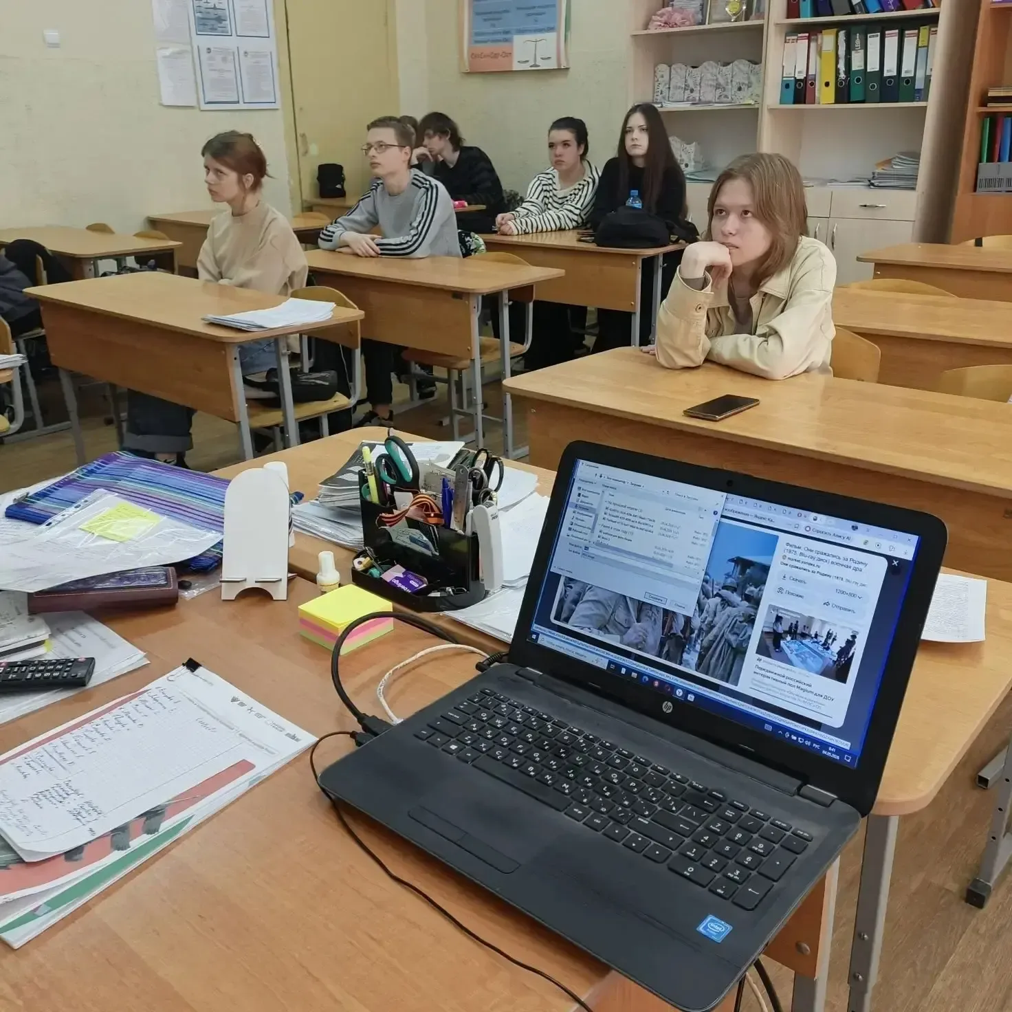 🎗В преддверии Дня Великой Победы студенты колледжа посмотрели фильм Сергея Бондарчука «Они сражались