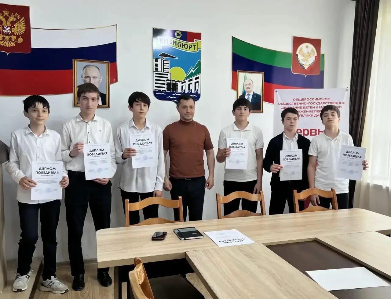 Команда гимназии №1 заняла первое место в конкурсе социальных видеороликов  Команда учащихся гимнази
