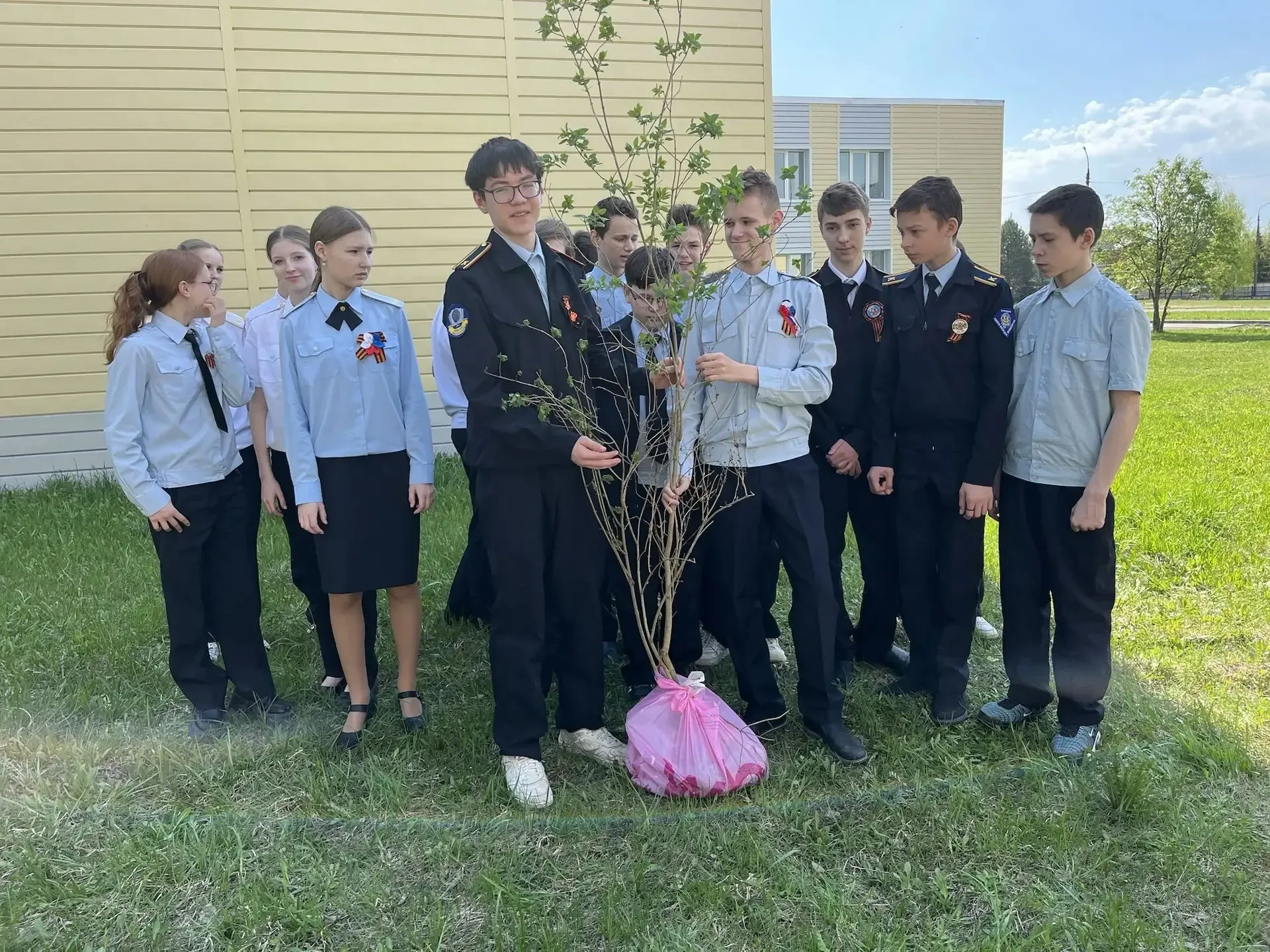 💐💐💐В рамках празднования 81-й годовщины Победы в Великой Отечественной войне 1941–1945 гг. ученики, 