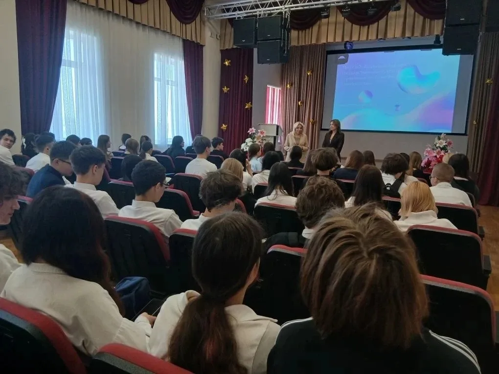 Сегодня в нашем Центре образования прошла яркая и полезная встреча! К нам приехали представители Баш