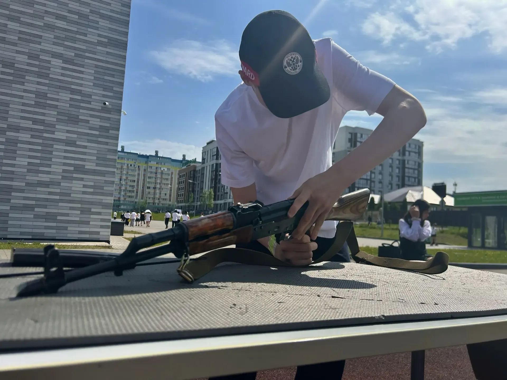 «Тропа мужества» 💪  После торжественного построения и вдохновляющего исполнения строевой песни ребят